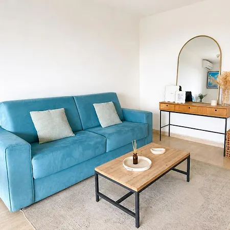 Azure Nest - Sea View With Private Parking In *