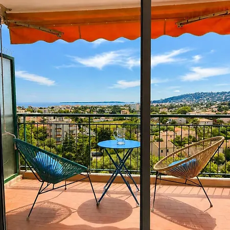 Daire Azure Nest - Sea View With Private Parking In *